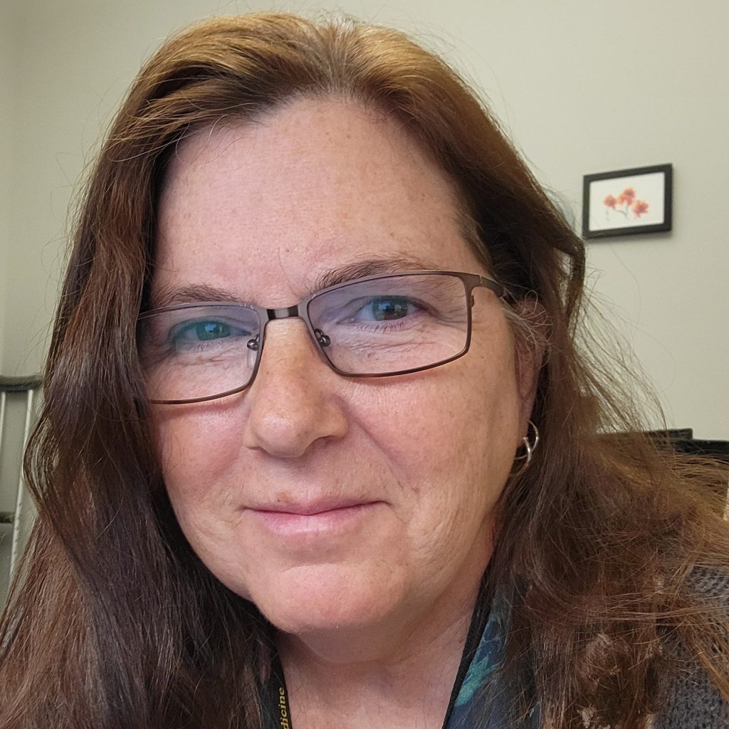 Linda Rucker smiling